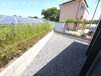 【庭】 | 各務原市川島松倉町新築建売全3棟！お車並列3台可能！長期優良認定住宅！耐震等級3！ | 各務原市川島松倉町新築建売全3棟！お車並列3台可能！長期優良認定住宅！耐震等級3！
