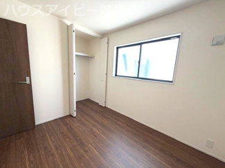 【洋室】 | 各務原市川島松倉町新築建売全3棟！お車並列3台可能！長期優良認定住宅！耐震等級3！ | 各務原市川島松倉町新築建売全3棟！お車並列3台可能！長期優良認定住宅！耐震等級3！