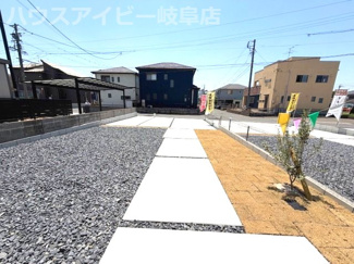 【駐車場】 | 各務原市川島松倉町新築建売全3棟！お車並列3台可能！長期優良認定住宅！耐震等級3！ | 各務原市川島松倉町新築建売全3棟！お車並列3台可能！長期優良認定住宅！耐震等級3！