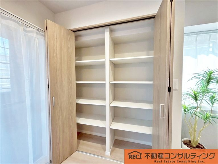 セレッソコート甲南森南町の収納