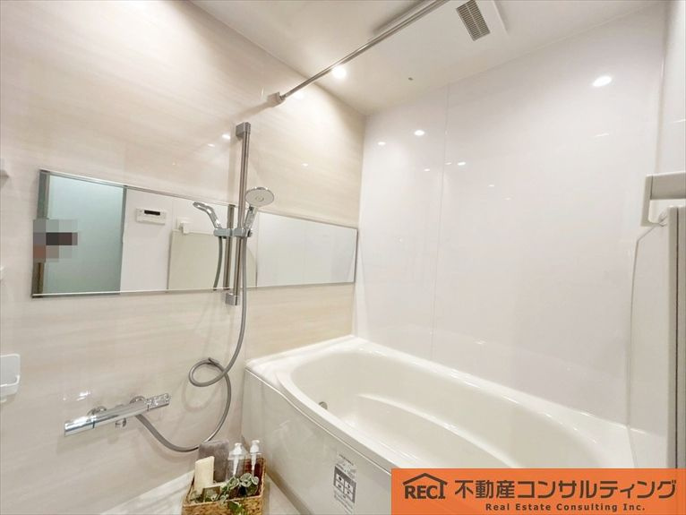 セレッソコート甲南森南町の浴室