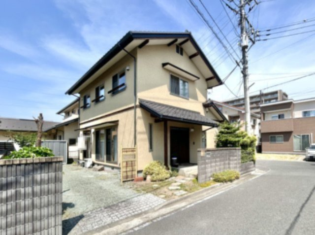 【中古戸建】前橋市六供町1丁目の外観|■外観｜閑静な住宅街で始める新しい暮らし♪開放的な毎日をあなたへ(^^♪
