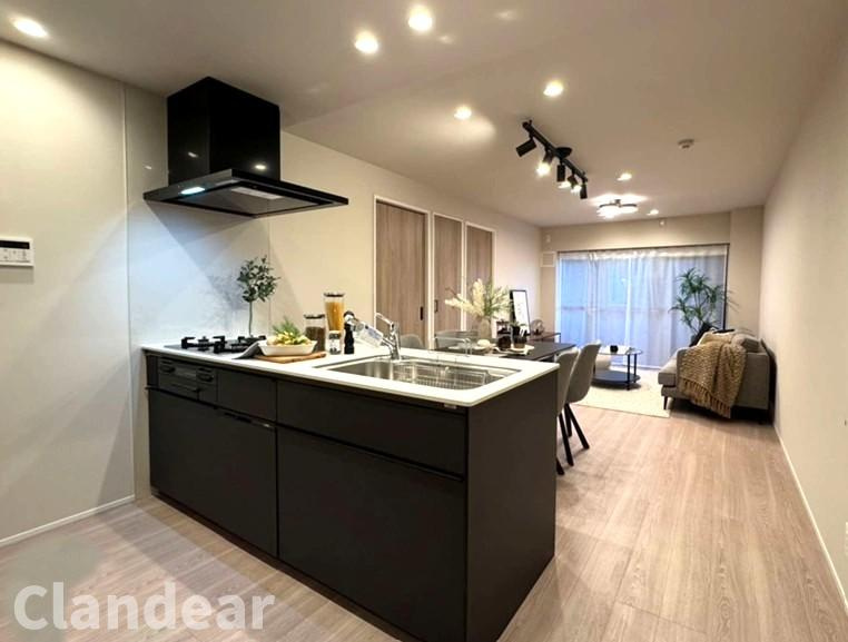 メゾンパーク南八潮のキッチン|ドキドキの新生活も、安心してスタート。ぴったりの住まいを見つけませんか？クランディアが一緒に住まい選びをサポートします‼　まずは、お気軽にお問合せください　＃クランディア