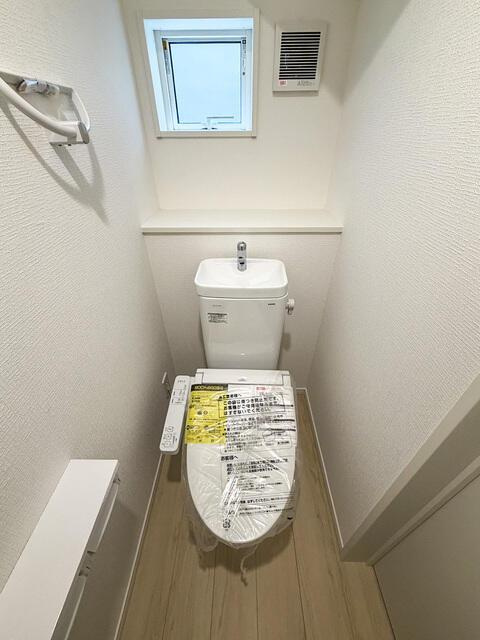 鳥栖市村田町の新築一戸建のトイレ| 