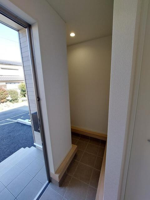 久留米市宮ノ陣５丁目の新築一戸建の玄関| 