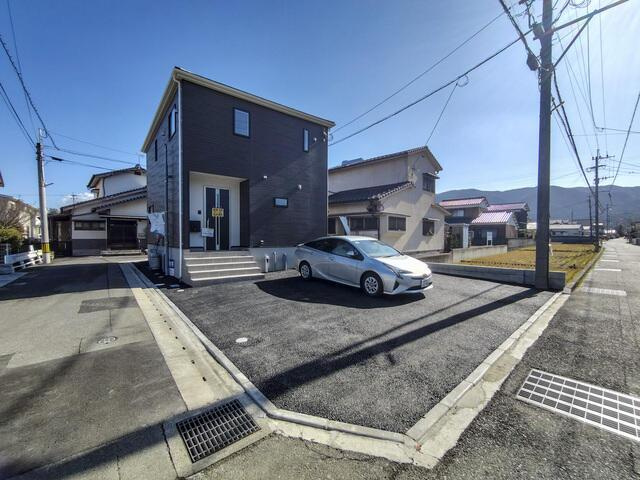 久留米市善導寺町飯田の新築一戸建の前面道路含む現地写真| 