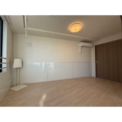 【寝室】 | グローリオシェルト杉並方南町 | きれいなフローリング。