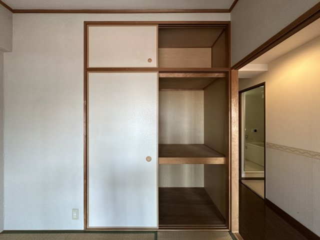 プレステージ明石西の収納
