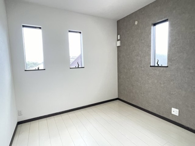 【洋室】 | 亀山市川崎町