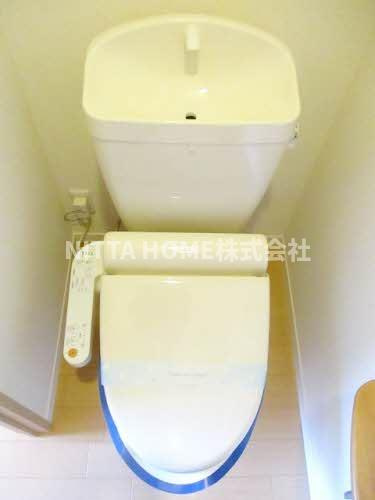 福知山市夕陽が丘のアパートのトイレ|清潔感のあるトイレです＊