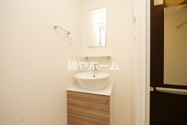 エスリード京橋グランツの独立洗面台|独立洗面化粧台付き