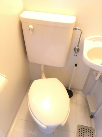 日進飯能マンションのトイレ