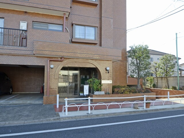 キャニオンビュー成増のエントランス|キャニオンビュー成増：徒歩圏内にスーパー等があり生活住環境良好！