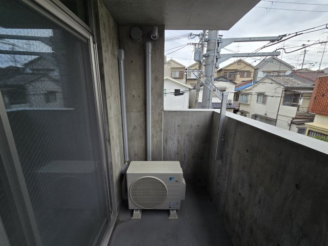 チャトラのバルコニー
