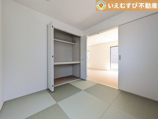 Cradle garden　吉見町東野第22の和室|4.5畳の和室は小さなお子様のお世話に大活躍
和室がLDK横なので帰宅時などにちょっと休憩するにも便利です♪