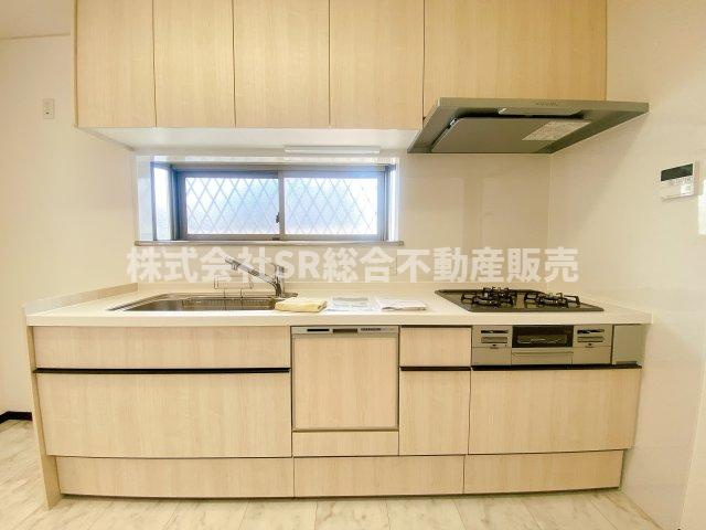 若江北町2丁目中古戸建のキッチン|設備の充実したシステムキッチンで快適にお料理できます！