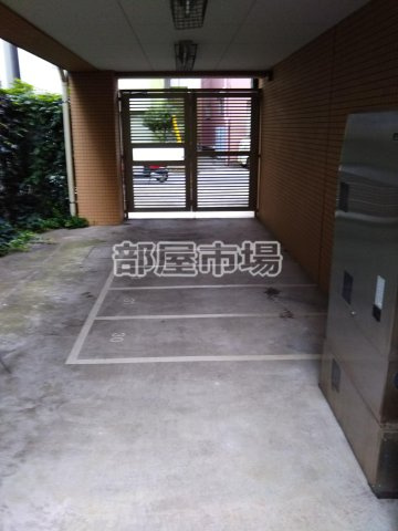 シンシティー町屋のその他共用部分|バイク置き場
