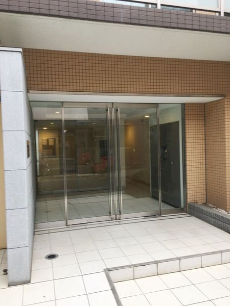 シンシティー町屋のエントランス