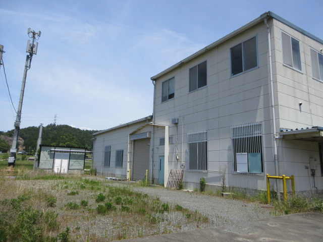高槻市大字田能小字永田の工場の外観