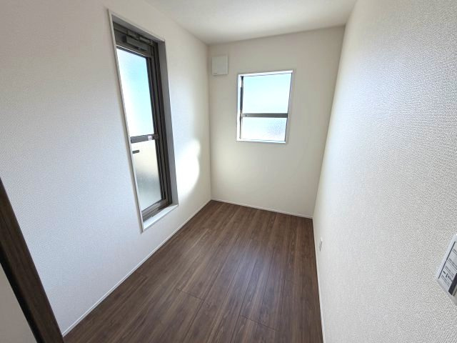 第3渋川市金井　新築戸建　1号棟の洋室|2階ストレージルームです