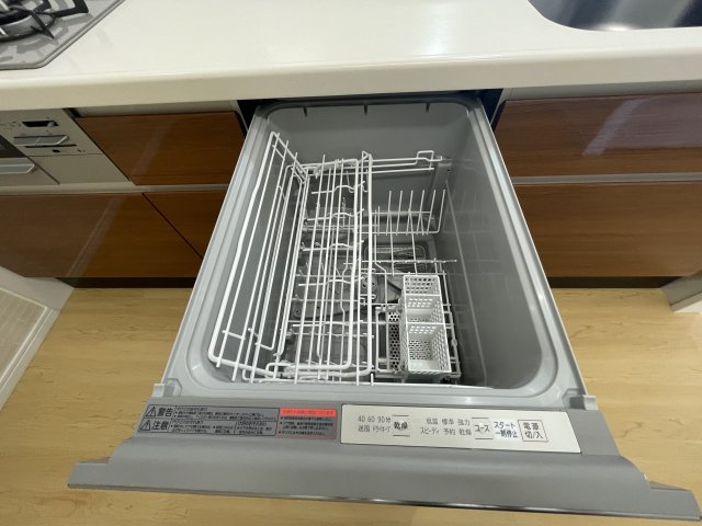アクロス荒江グランコートのキッチン|食洗器付きのキッチン♪
日々使うものだからからこその、こだわりの設備にしております☆
