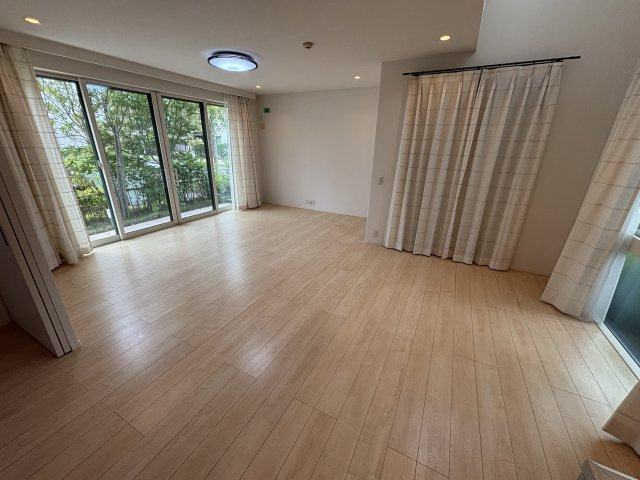 【居間・リビング】