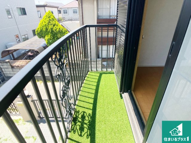 加古川市平岡町西谷　中古一戸建てのバルコニー|日当り良好！洗濯物がすぐ乾きます！
