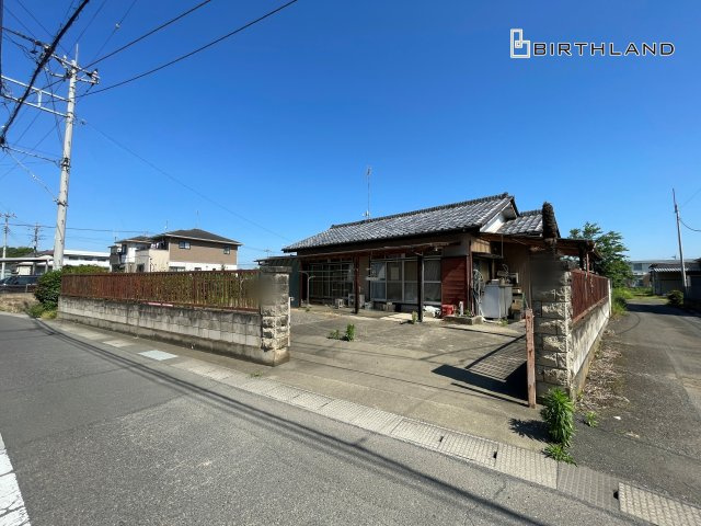 売地・住宅用売地　太田市鳥山上町　鳥之郷小学校・西中学校の外観|古家付きの陽当たり良好な住宅用地です！現地ご案内可能です。お気軽にお問い合わせください♪