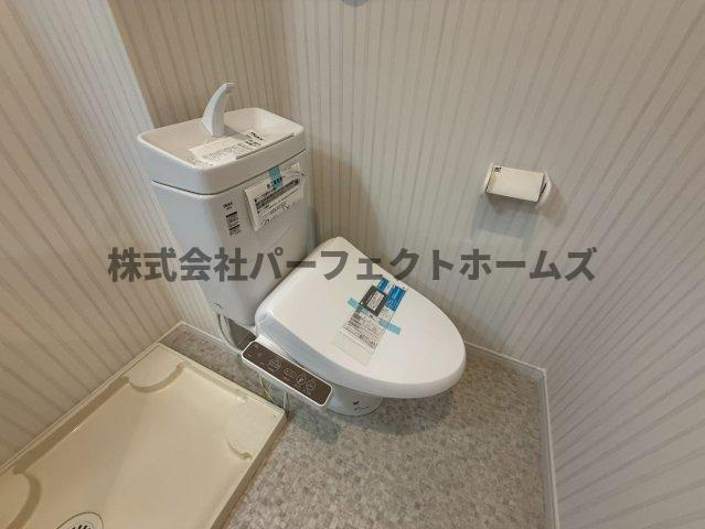 高野道ガレージハウスB棟のトイレ|コンパクトで使いやすいトイレです
