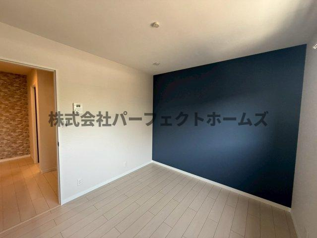 高野道ガレージハウスB棟の洋室|スタンダードな洋室です