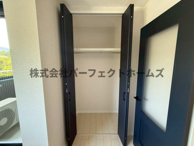 高野道ガレージハウスB棟の収納|収納のためのスペースです