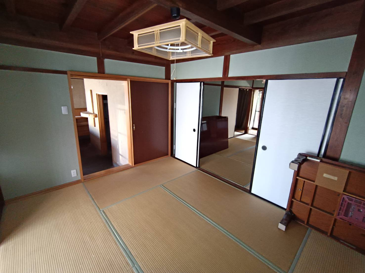 西条市氷見丙597-1　店舗付き住宅の和室