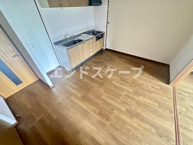 シャトーリバーサイドの居間・リビング|高崎、前橋のお部屋探しはエンドスケープまで！お客様の理想お聞かせ下さい♪