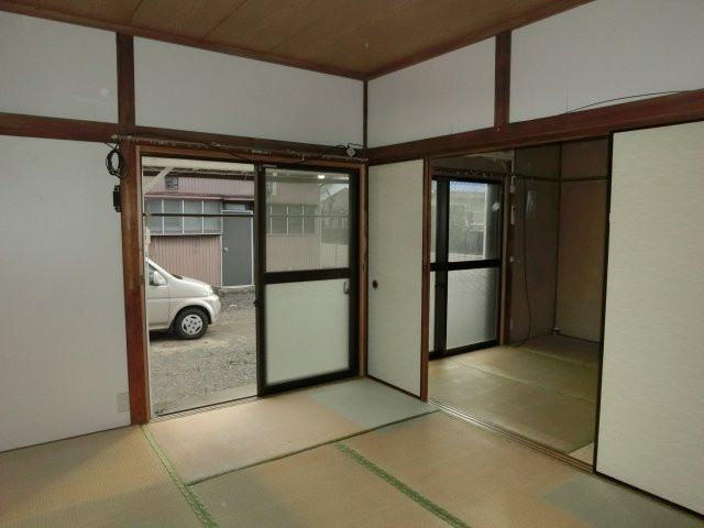 濱田産業貸家の和室|6帖の和室です