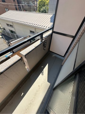 リトルアージュのバルコニー|※別号室参考写真です