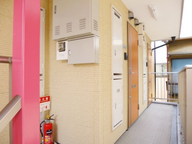 グランシャレー神谷のその他共用部分|廊下です♪