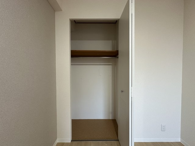 ネクステージ西神中央 D棟の収納