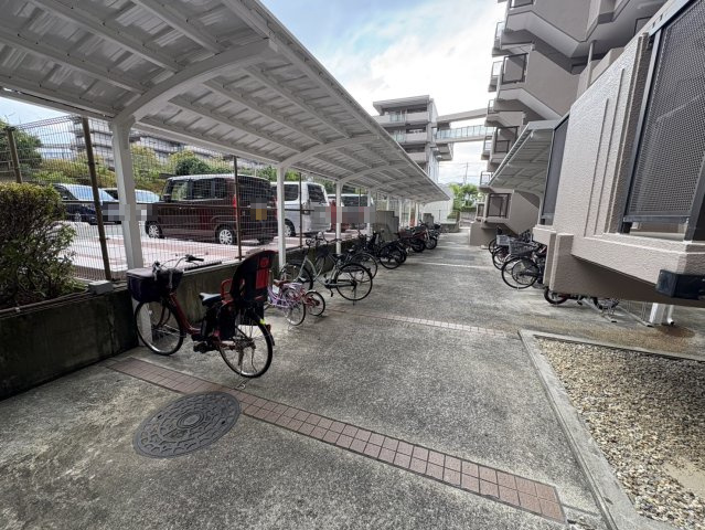 ネクステージ西神中央 D棟の駐輪場
