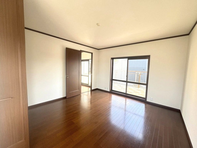 【洋室】 | 宗像市自由ヶ丘8丁目戸建