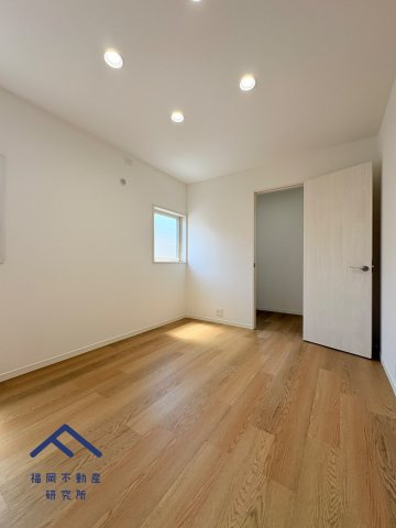 東区三苫２丁目　戸建ての洋室