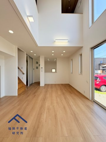 東区三苫２丁目　戸建ての居間・リビング