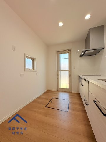 東区三苫２丁目　戸建ての居間・リビング