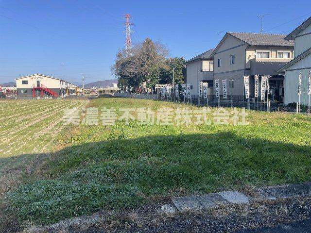 ６２３１３　岐阜市上尻毛八幡土地の外観