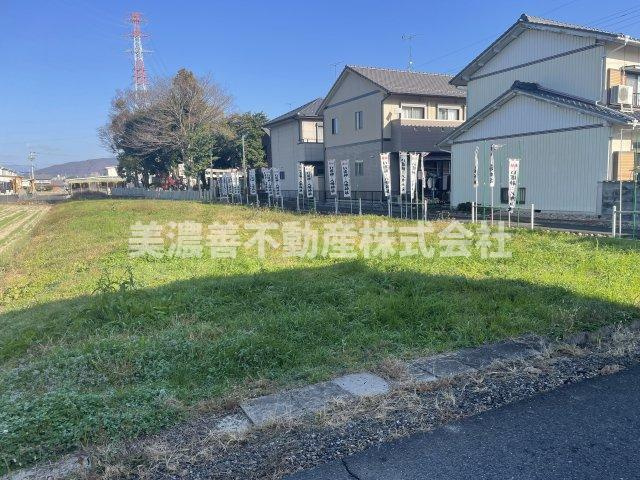 ６２３１３　岐阜市上尻毛八幡土地の外観