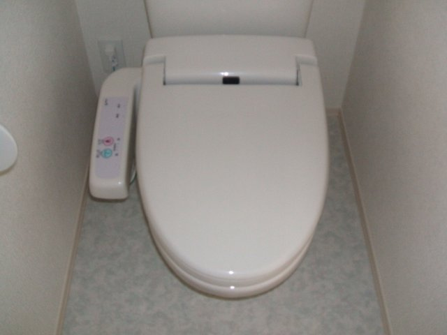 グランドソレイユ　B棟のトイレ