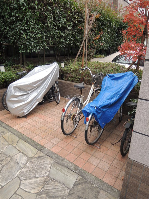 ソレイユほその の駐車場