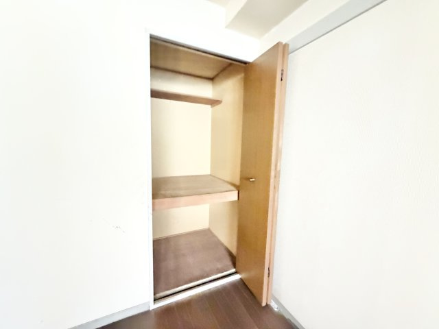 ホーリーグランド稲毛山王の収納