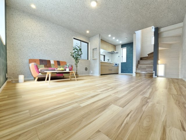 板橋区東新町2丁目の居間・リビング|2階に配したＬＤＫ14.2帖
永きにわたりご家族皆様の暖かな空間となるようにLDＫを2階に配置し皆が集いやすい設計です♪