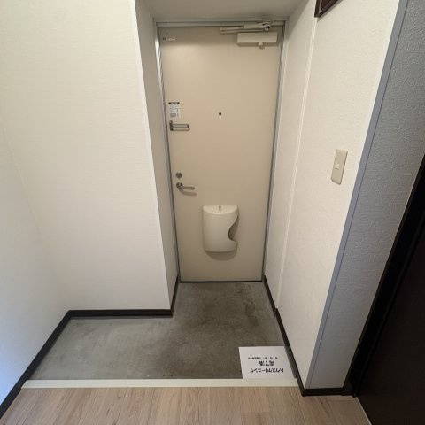 エフ・ケーマンション緑町の玄関