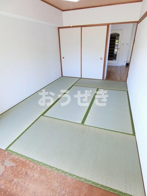 ホーユウパレス横浜羽沢の和室